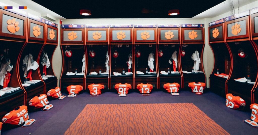 Clemson Football Locker Room Video Of Naked Players Has Leaked On