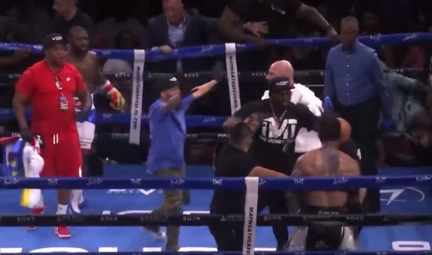 Floyd Mayweather-Gotti Fight Turns into Wild Brawl in the Ring