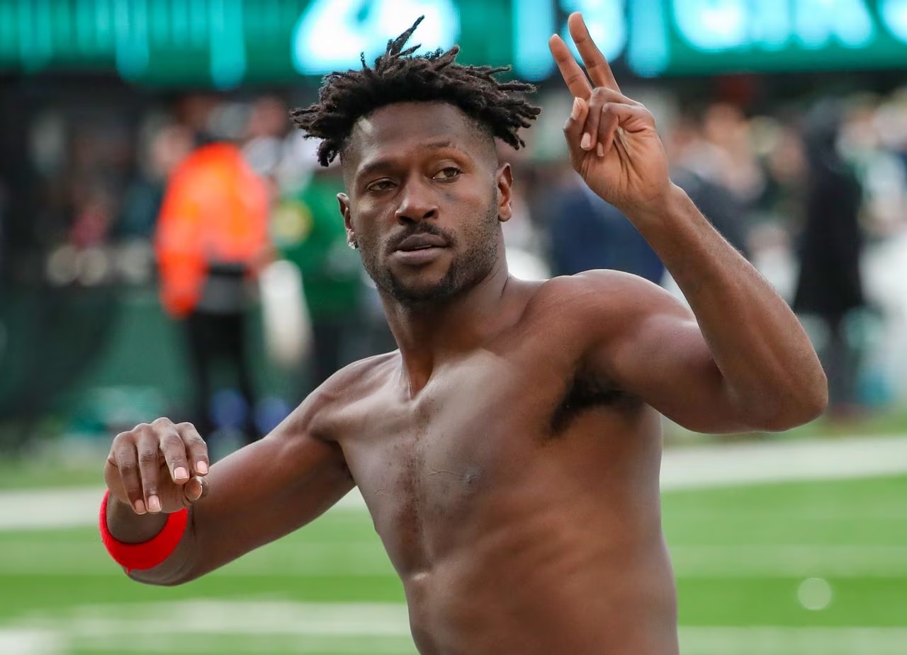 Antonio Brown dials up fresh controversy after comparing Steelers OC Matt  Canada to Adolf Hitler