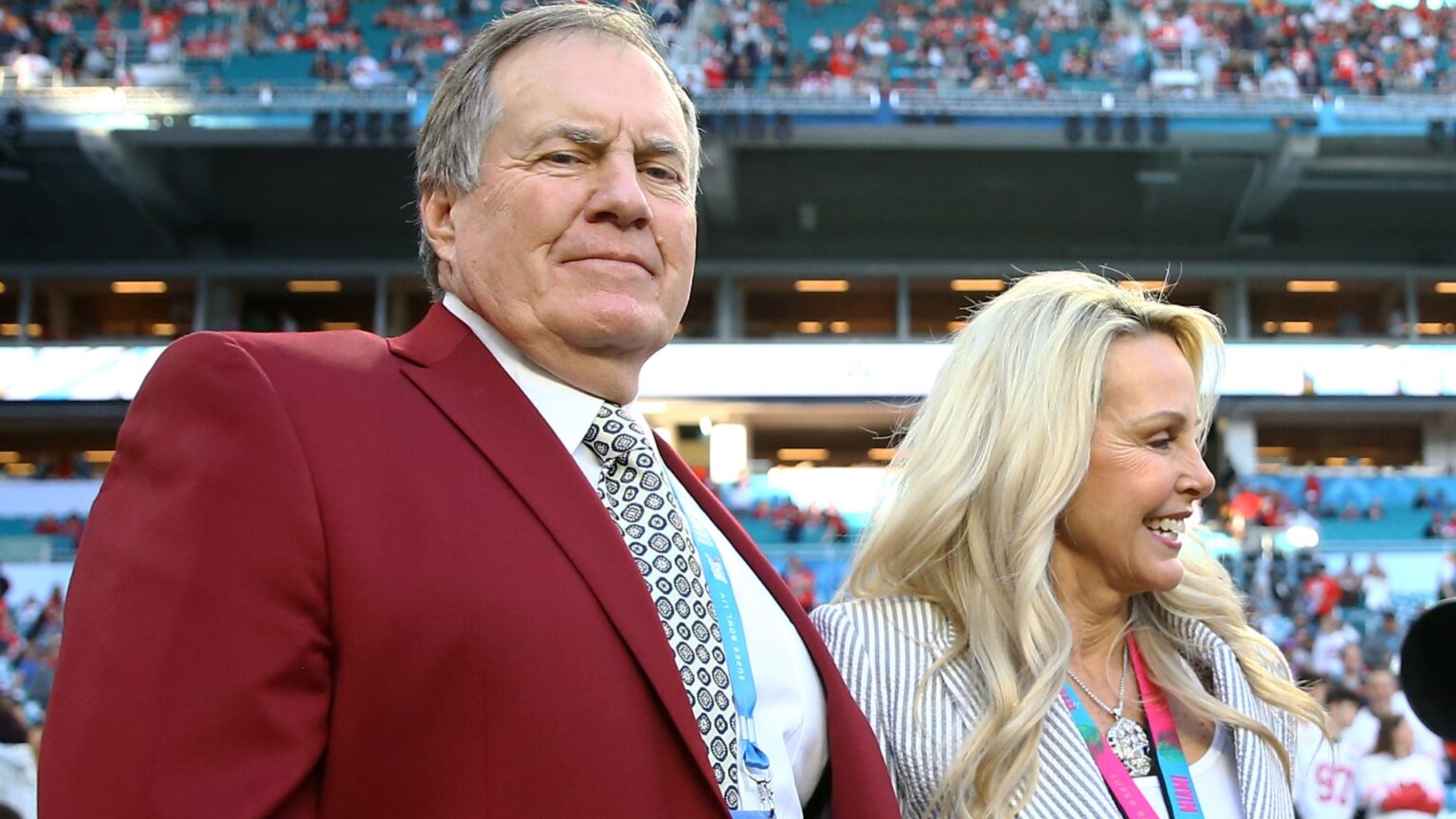 Bill Belichick Already Spotted With Much Younger Girlfriend Amid ...