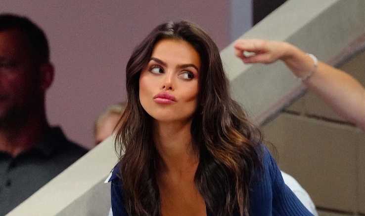 SI Swimsuit Model Brooks Nader Causes Controversy At U.S. Open With Too ...