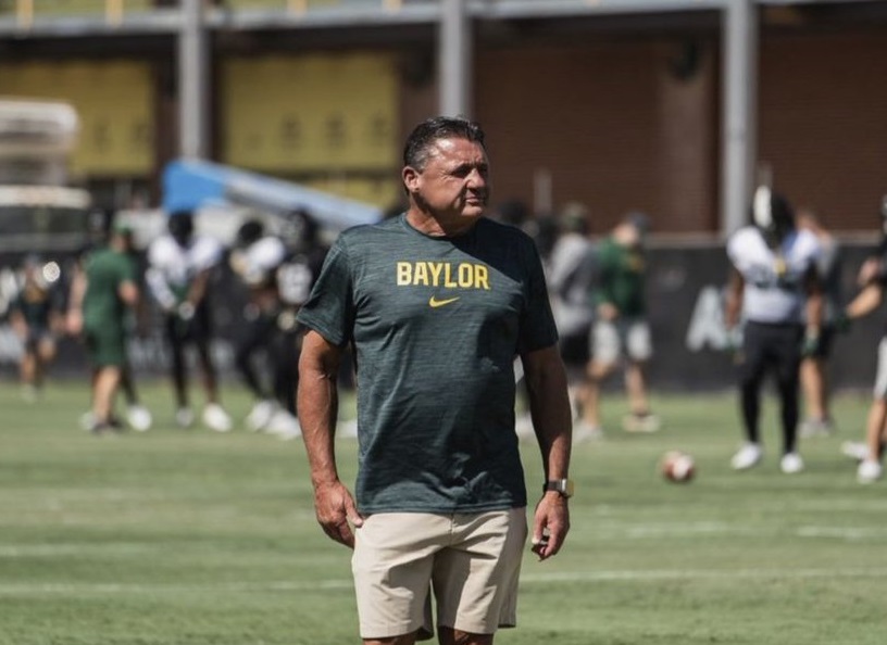 Coach O And His Much Younger Girlfriend Go Viral At Baylor-UCF Game -  BroBible