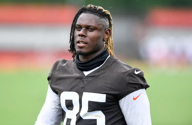 Browns TE David Njoku questionable due to burn injuries - ESPN