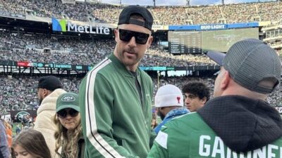 Kelce describes meaning behind 'Bring Back Yesterday' hat