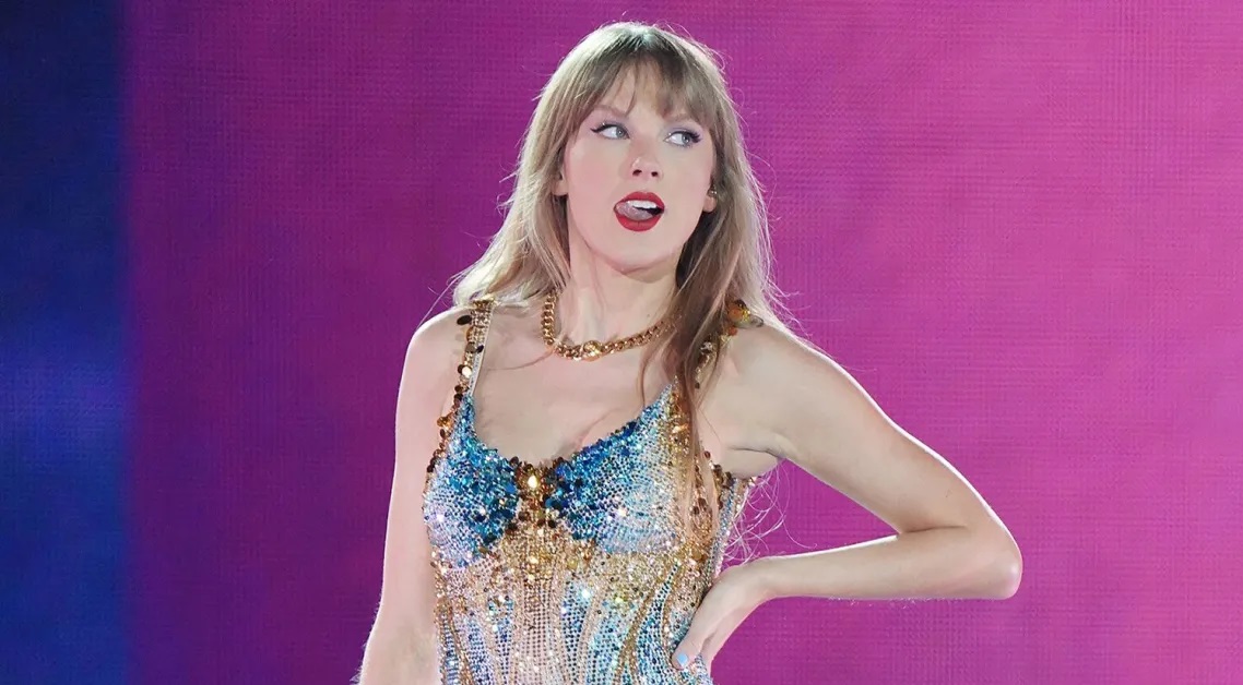 CBS Decided to Remind NFL Viewers That Taylor Swift Wasn't At the Game ...