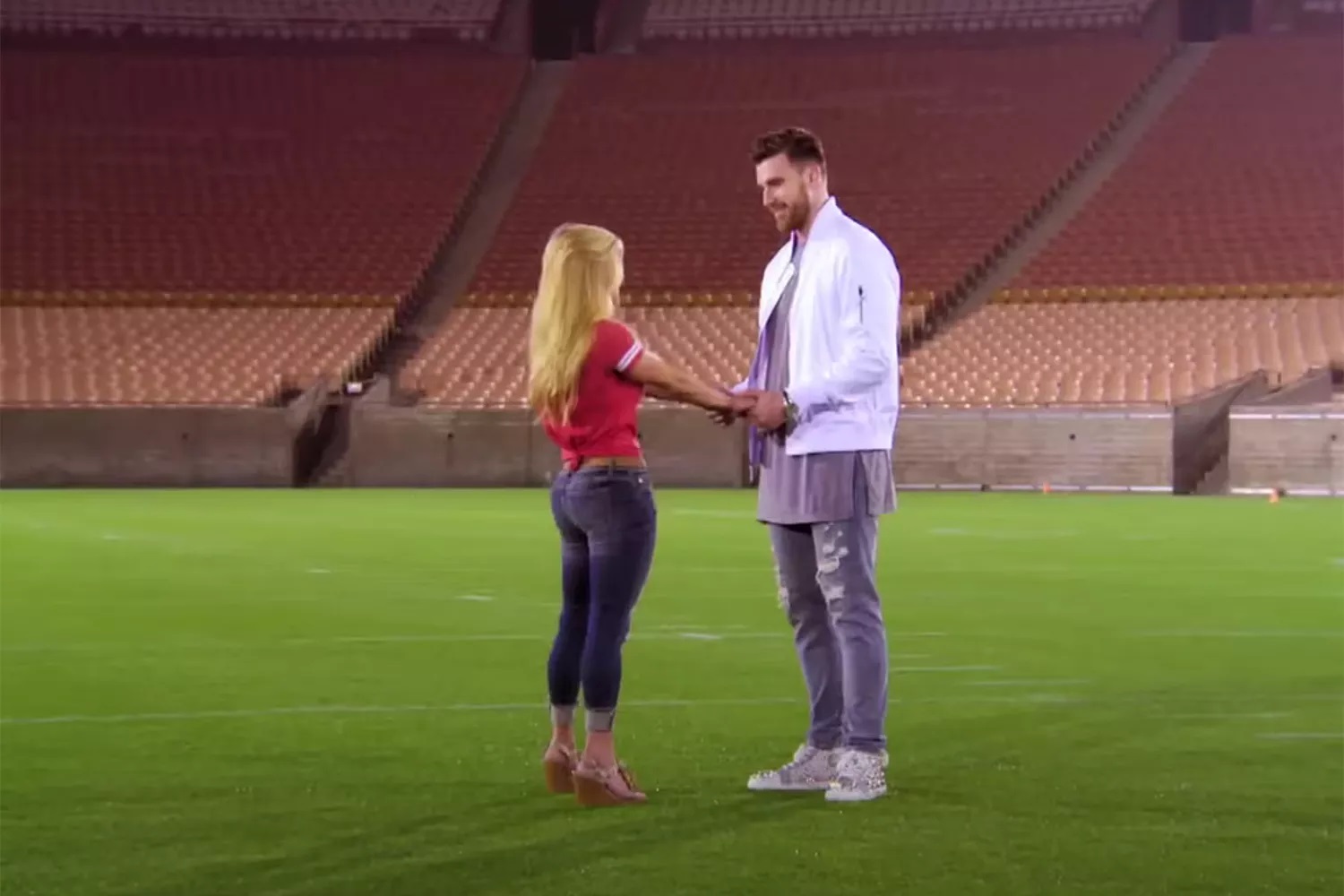 Catching Kelce, Travis Kelce's Reality Dating Show Going Viral - TMSPN