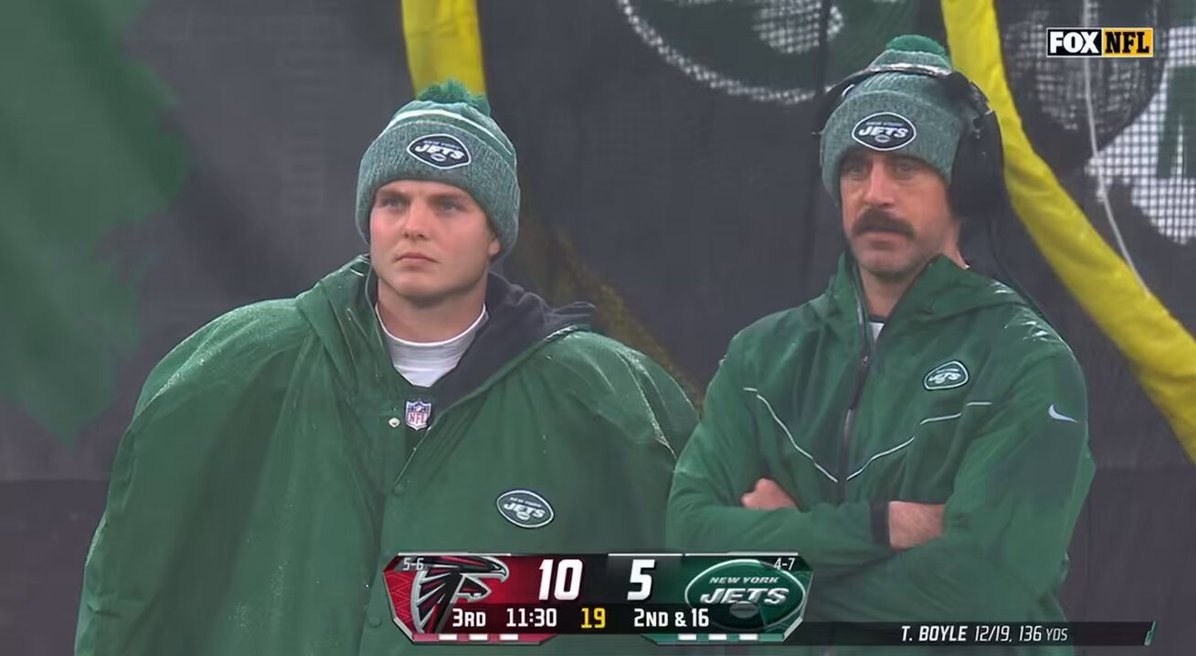 Aaron Rodgers, Zach Wilson Caught On Sidelines Seemingly Laughing At ...