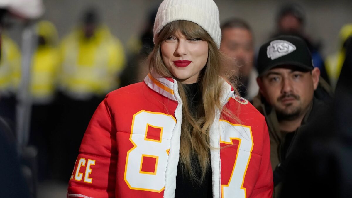 Taylor Swift’s Custom No. 87 Travis Kelce Jacket Was Designed by Niners ...