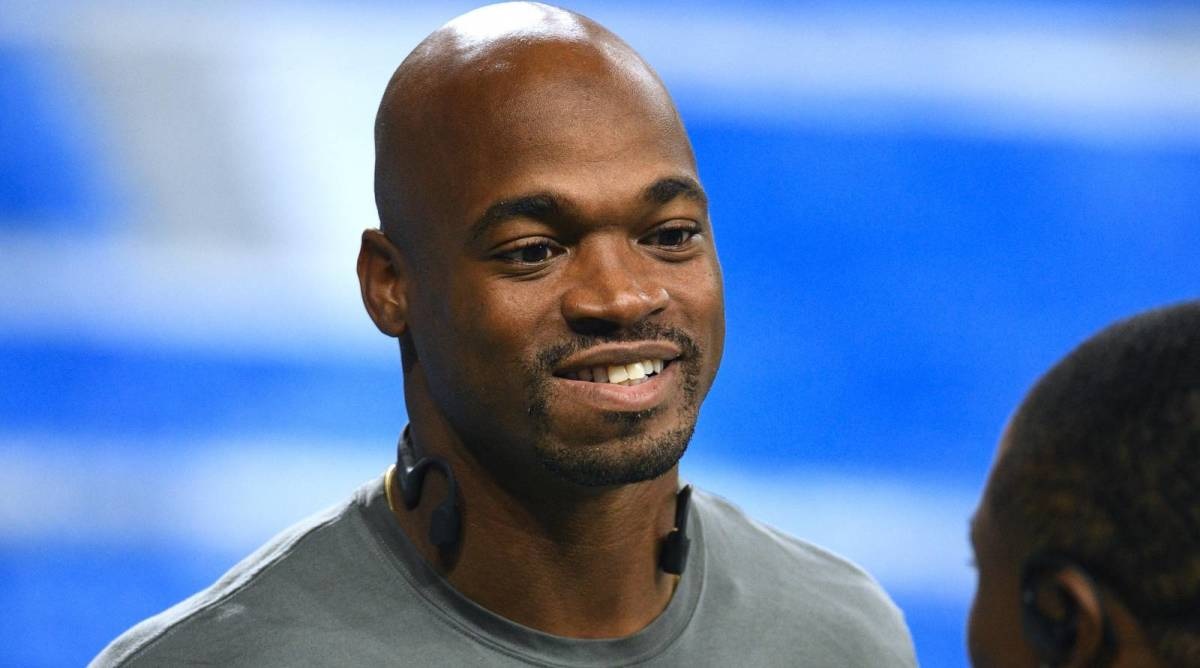 Adrian Peterson’s 8thGrade Daughter Ari Gets Division I Scholarship