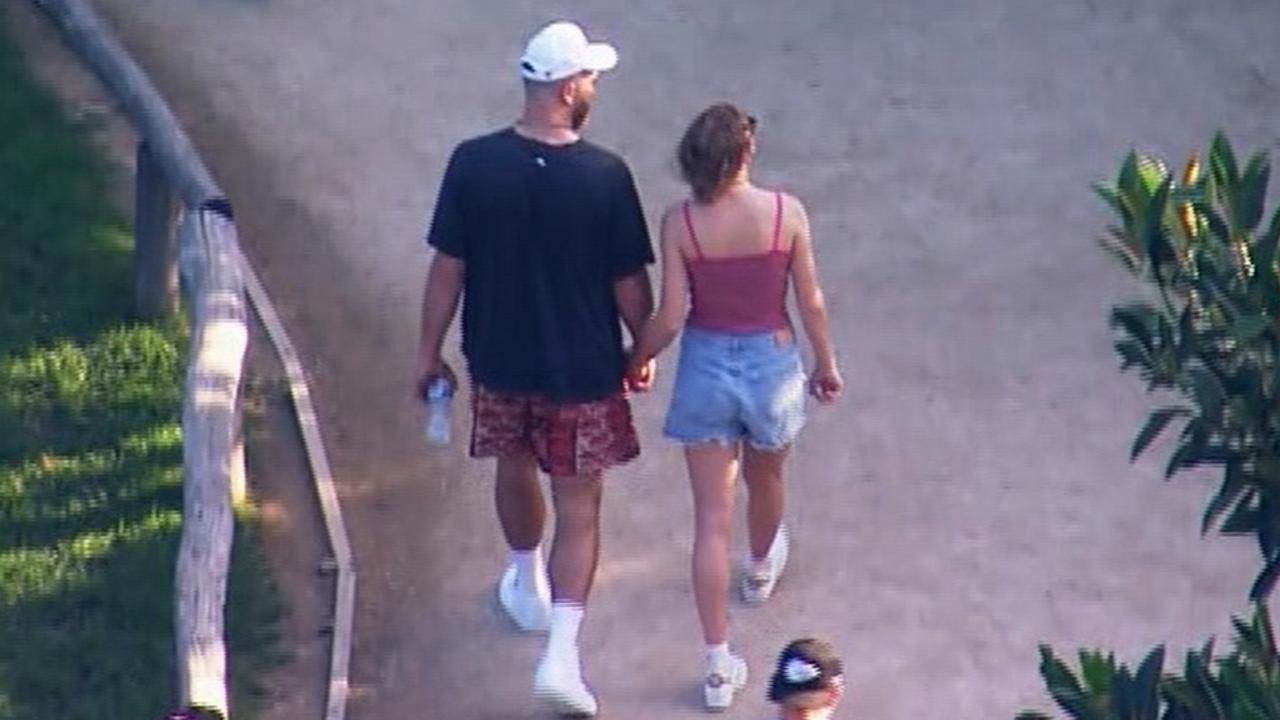 Travis Kelce and Taylor Swift Meet Koalas at Sydney Zoo After He Lands