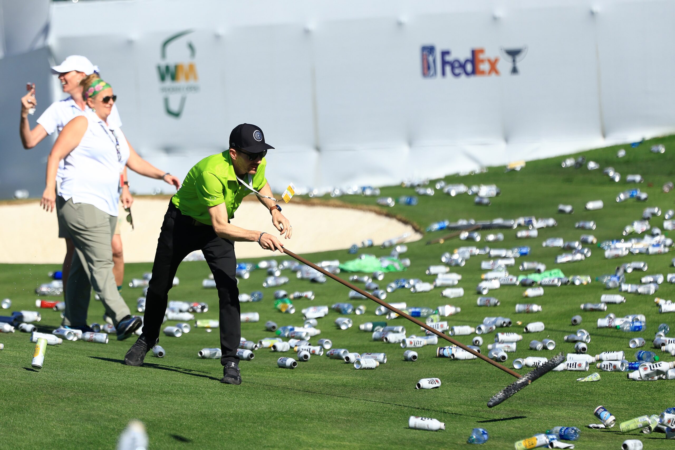 Fans Chant For Beer After PGA Waste Management Was Forced to Stop ...