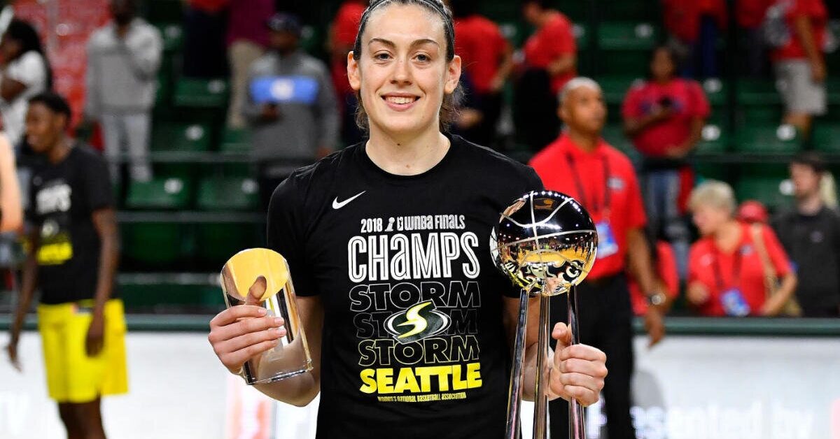 Former MVP Breanna Stewart Reacts To WNBA Salary Discourse - TMSPN