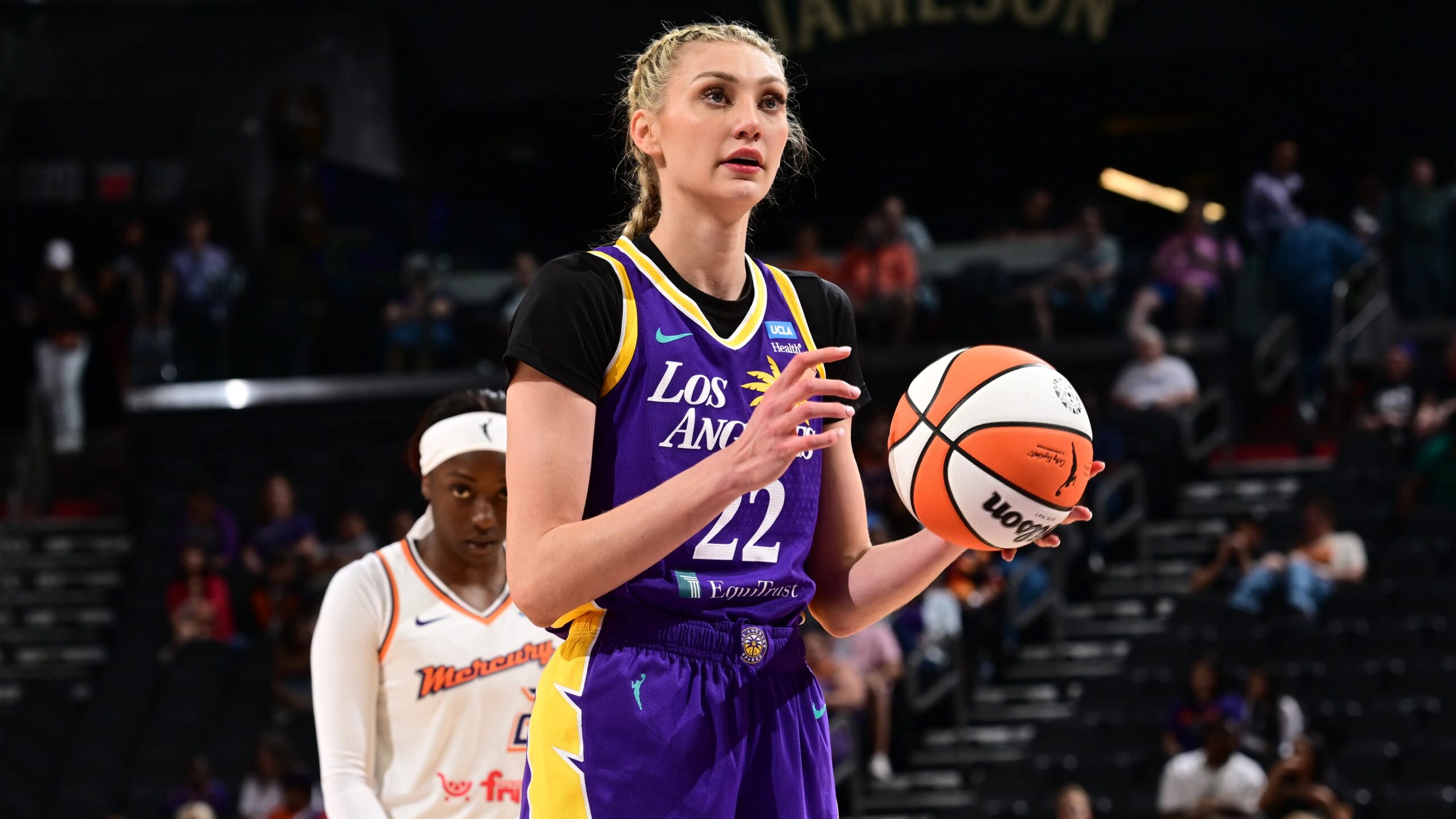 Wnba Fans Went Absolutely Nuts For La Sparks Star Cameron Brink S